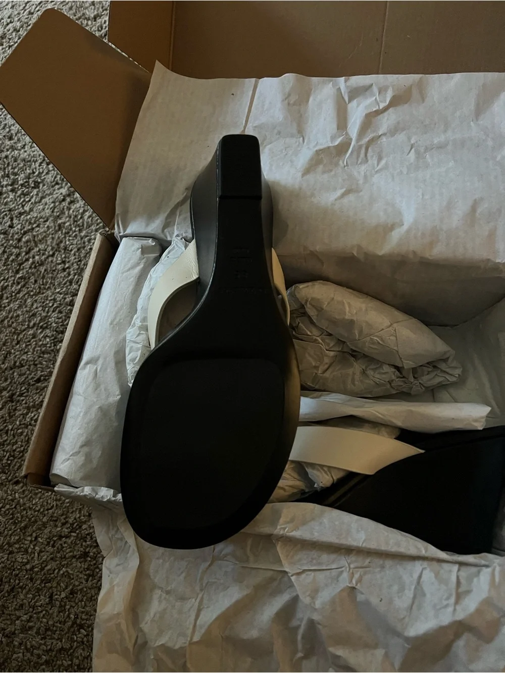 Reformation Jessie wedge thong sandal almond black 8.5